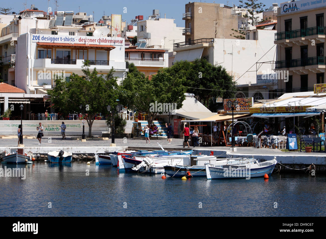 Il lago di VOULISMENI. AGIOS NIKOLAOS. Creta. Foto Stock