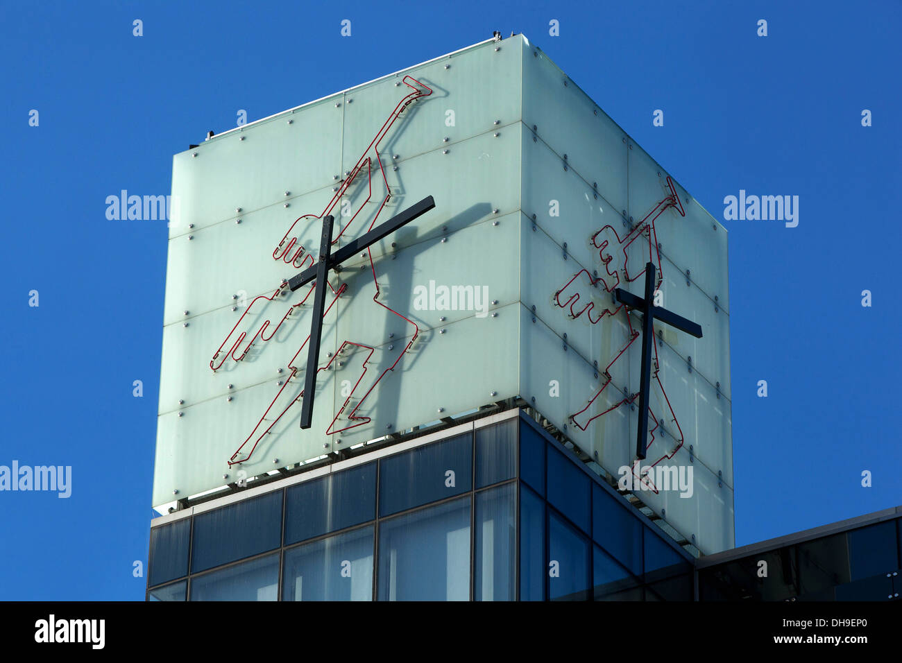 Semi-passato due sull'orologio centro commerciale Palladium Praga Foto Stock