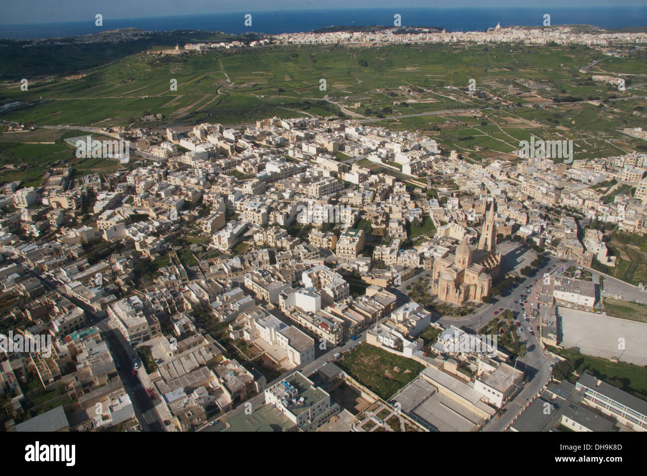 Vista aerea tour in elicottero. Heli-tours, servizio di malta che corre tra Gozo helipad e aeroporto internazionale di Malta Foto Stock