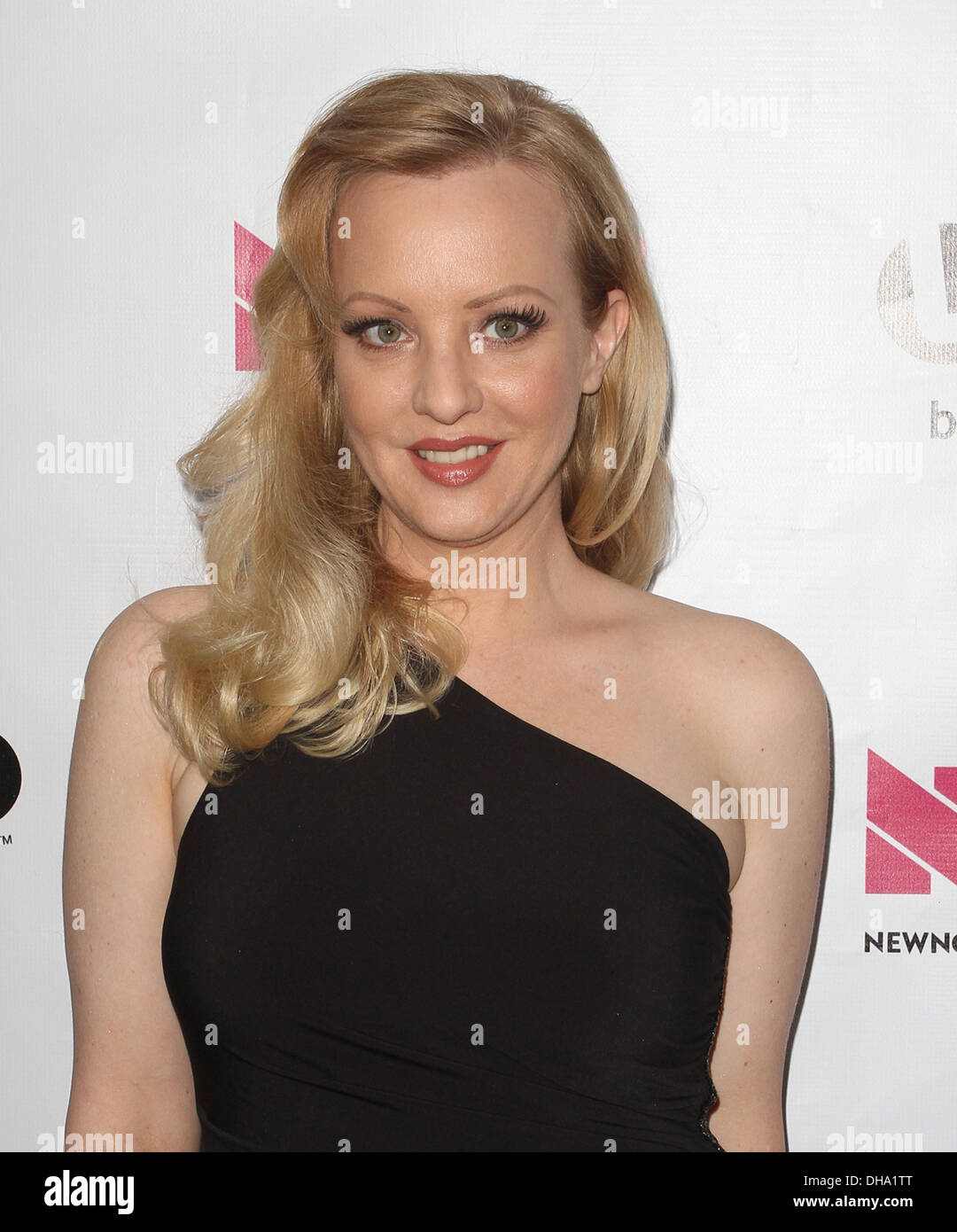 Wendi McLendon-Covey W Hotel dispone di un lounge privato al logo 2012 "" NewNowNext Awards - Backstage Los Angeles California - 05.04.12 Foto Stock