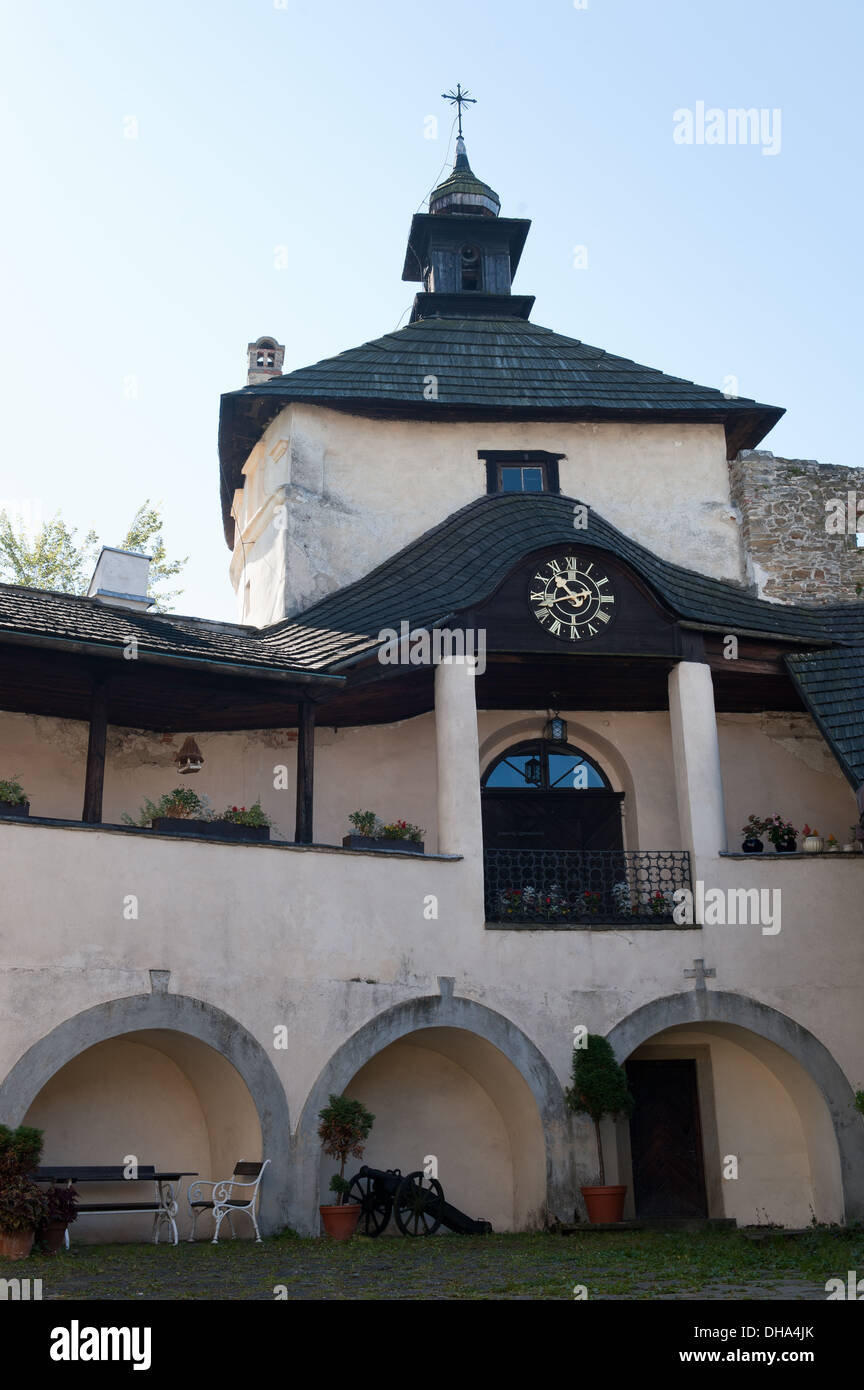 Il castello di Niedzica cortile, Polonia Foto Stock