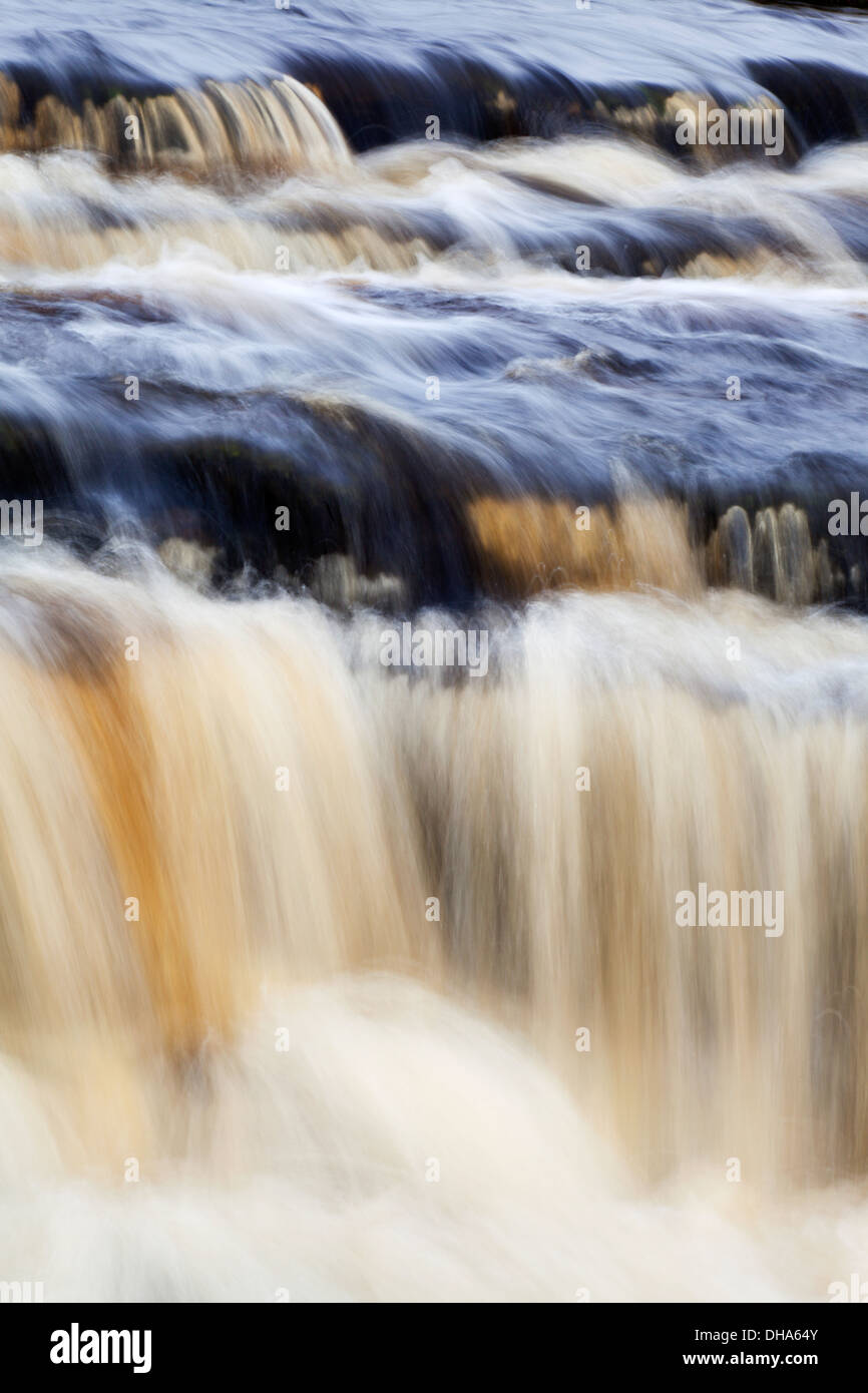 Cascata a Hull in pentola Beck Horton in Ribblesdale Yorkshire Dales Inghilterra Foto Stock