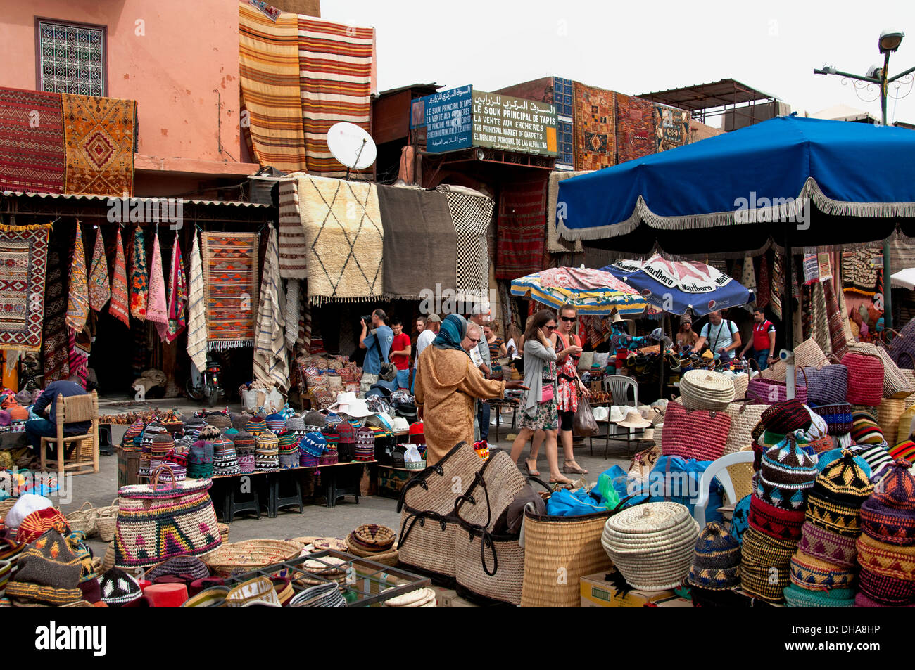 Il vecchio Mercato delle Spezie marrakech marocco Medina Souk Shop Foto Stock