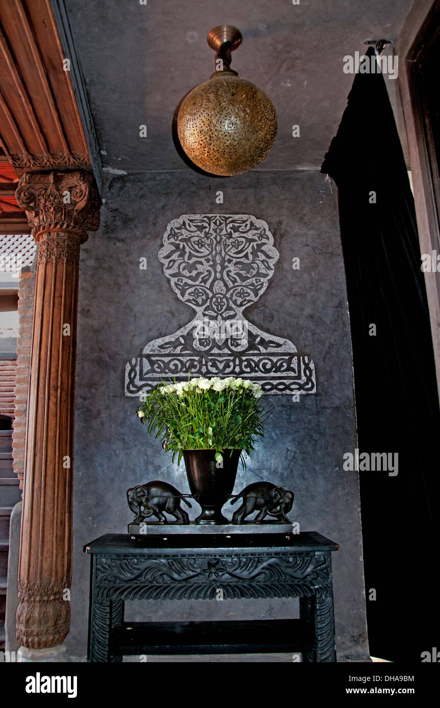 Ristorante Fiori elefanti Marrakech Marocco Riad della medina House Foto Stock