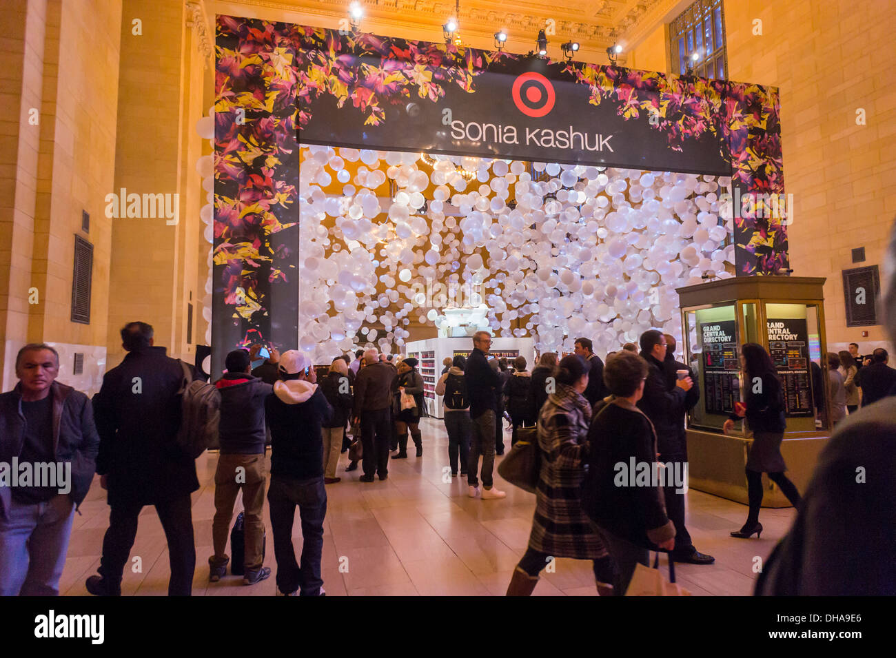 Target e Sonia Kashuk Bath & Body Collection pop-up store di New York in Grand Central Terminal Foto Stock