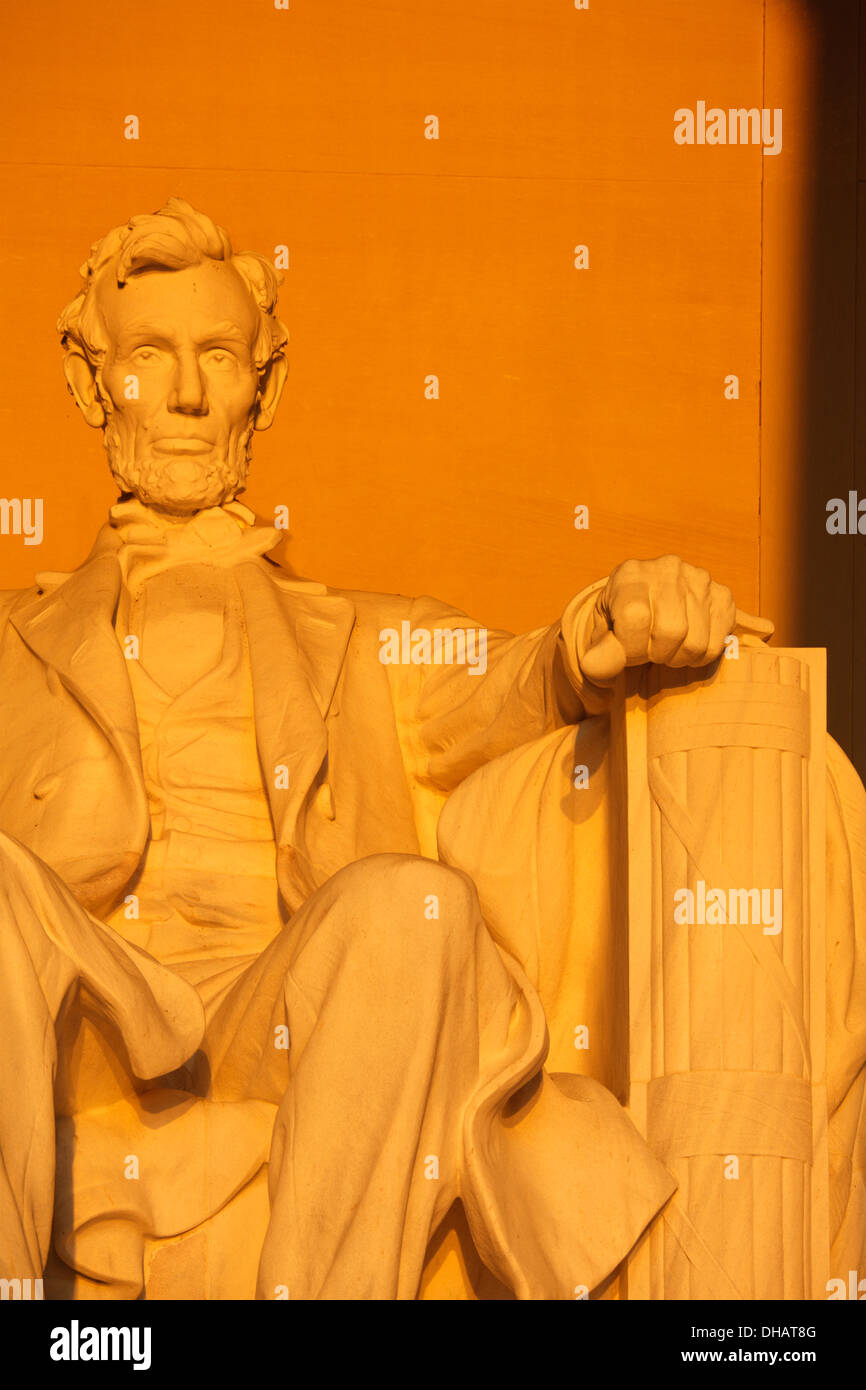 Statua di Abraham Lincoln presso il Lincoln Memorial, Washington D.C., USA Foto Stock