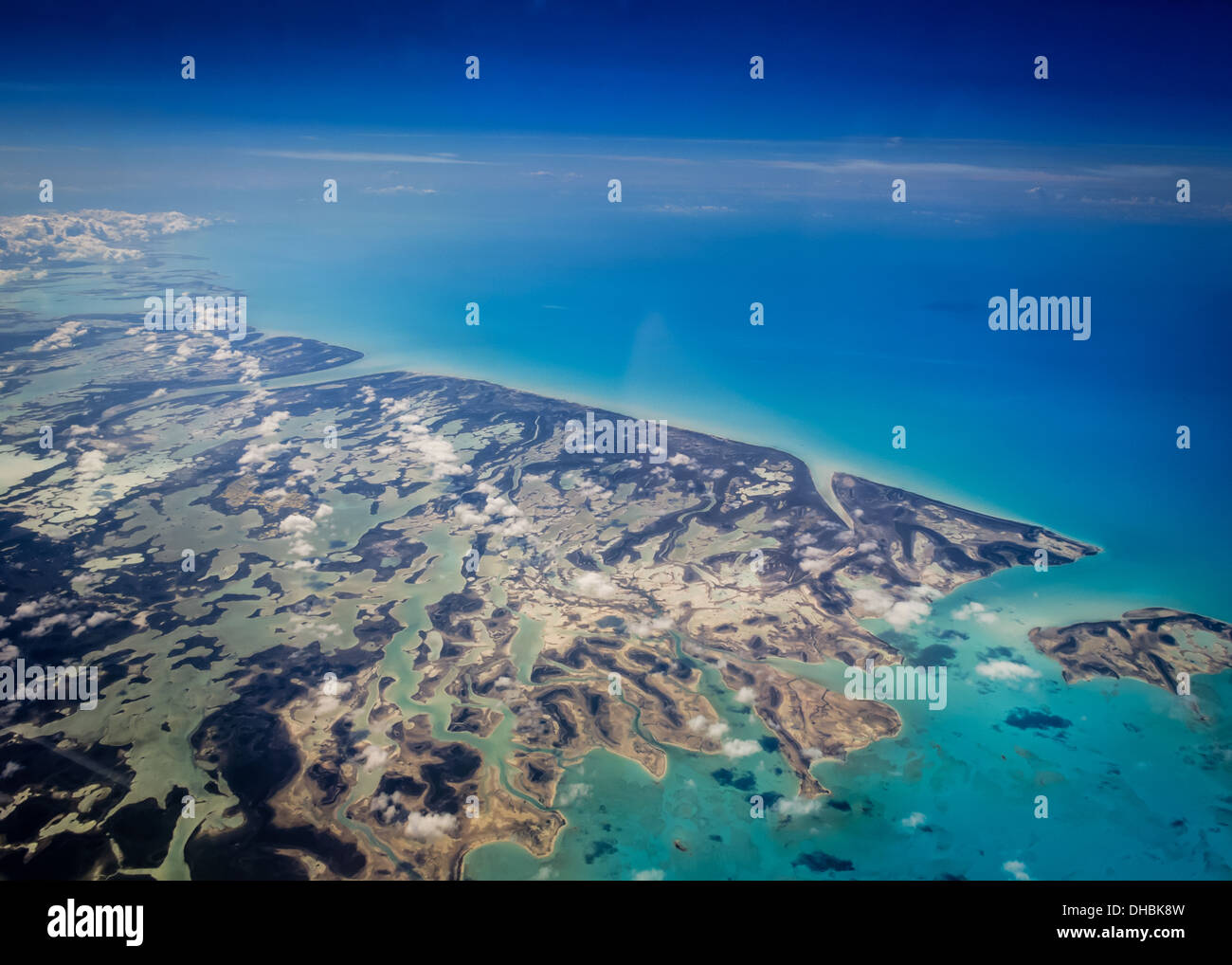 Vista aerea del Caribbean Bahamas arcipelago diffondendo in un mare turchese Foto Stock