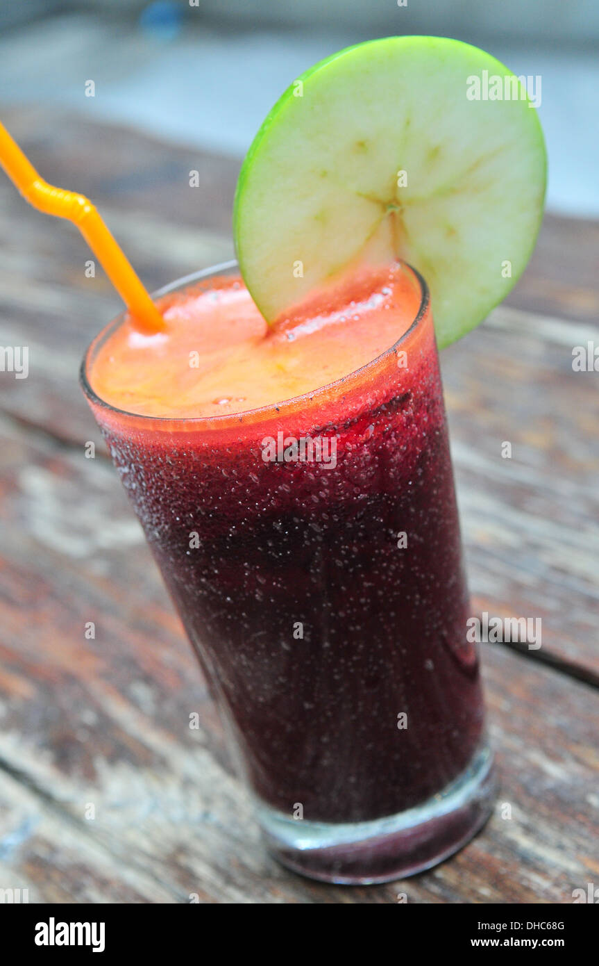 Succo di mela biologico Foto Stock
