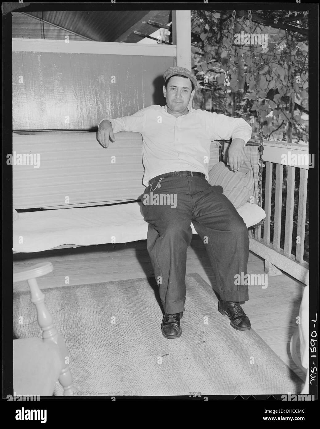 Steve Gol che per le schede con la famiglia Majerczyk. Egli è un minatore si è ritirato a causa del cattivo stato di salute ma dice che non ha nulla ... 540867 Foto Stock