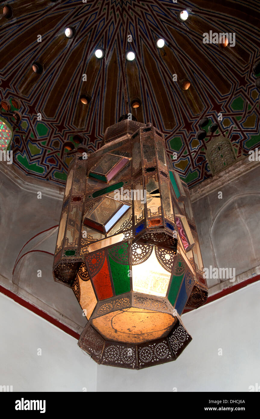 Museo di Marrakesh o Musee de Marrakech il quale è alloggiato in un edificio ristrutturato del XIX secolo Riad Marocco Foto Stock