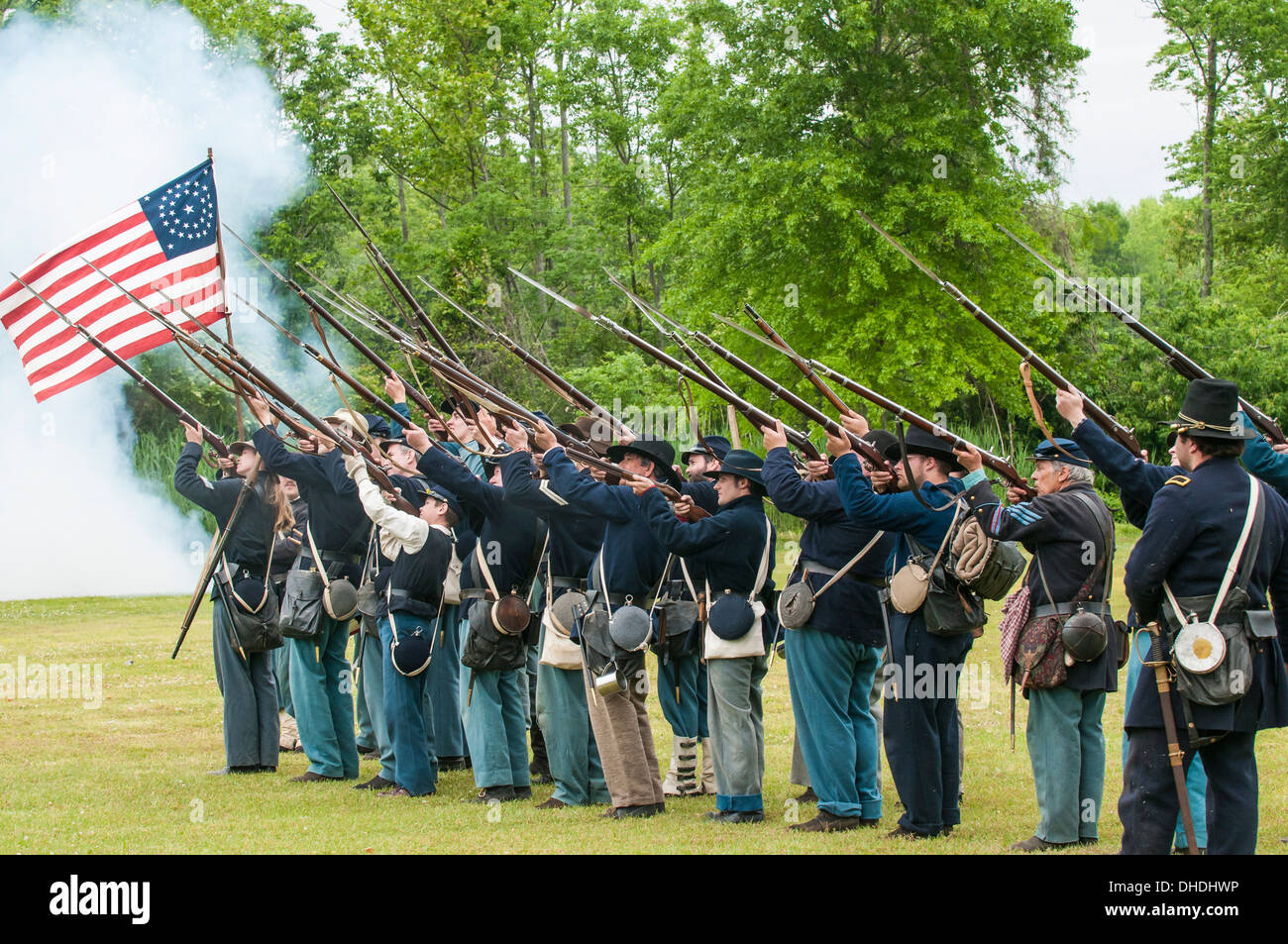 Unione soldati al Thunder su di Roanoke Guerra civile rievocazione storica in Plymouth, North Carolina, STATI UNITI D'AMERICA Foto Stock