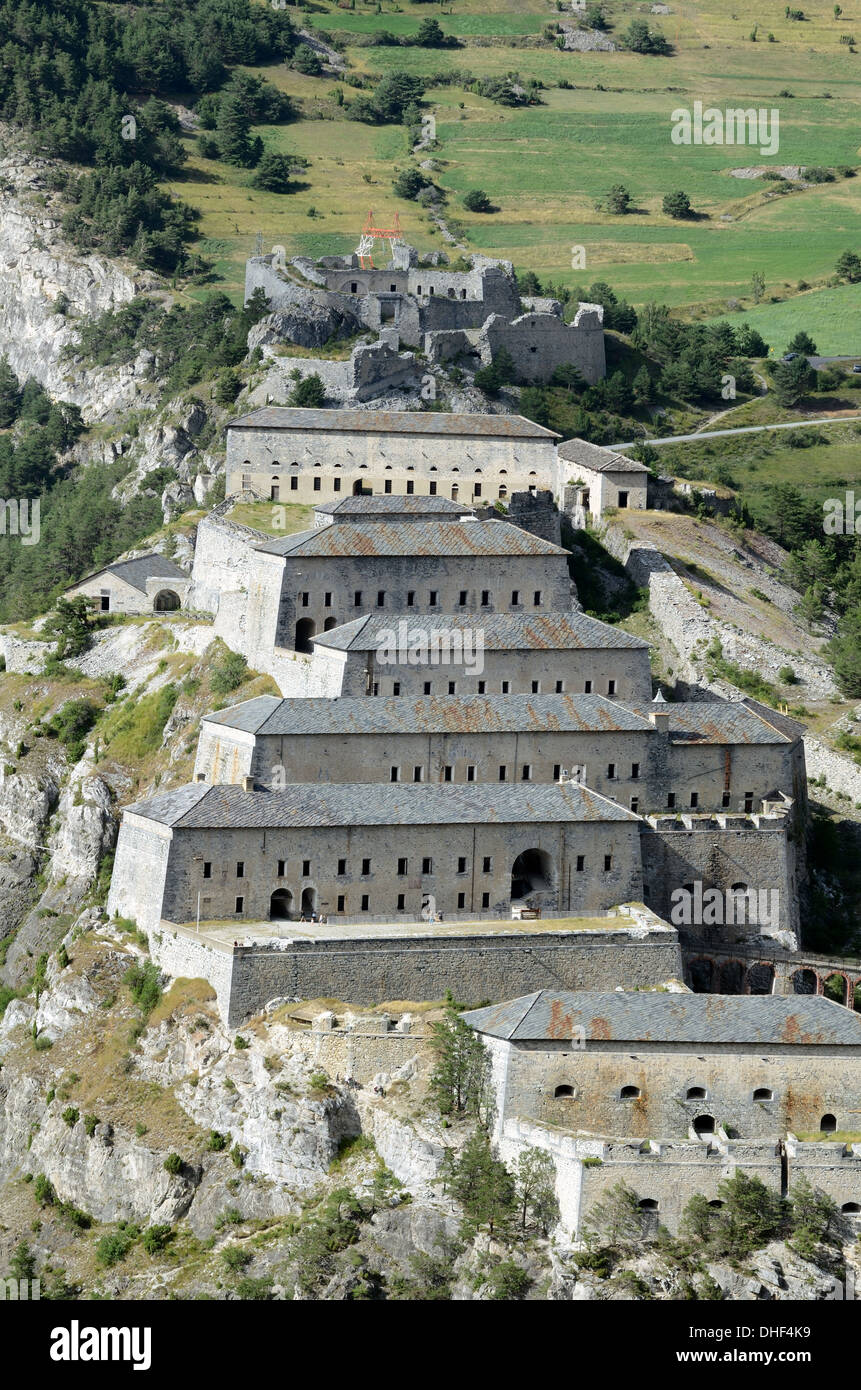 Vista Su Fort Victor-Emmanuel & Esseillon Forts Aussois Maurienne Savoie Francia Foto Stock
