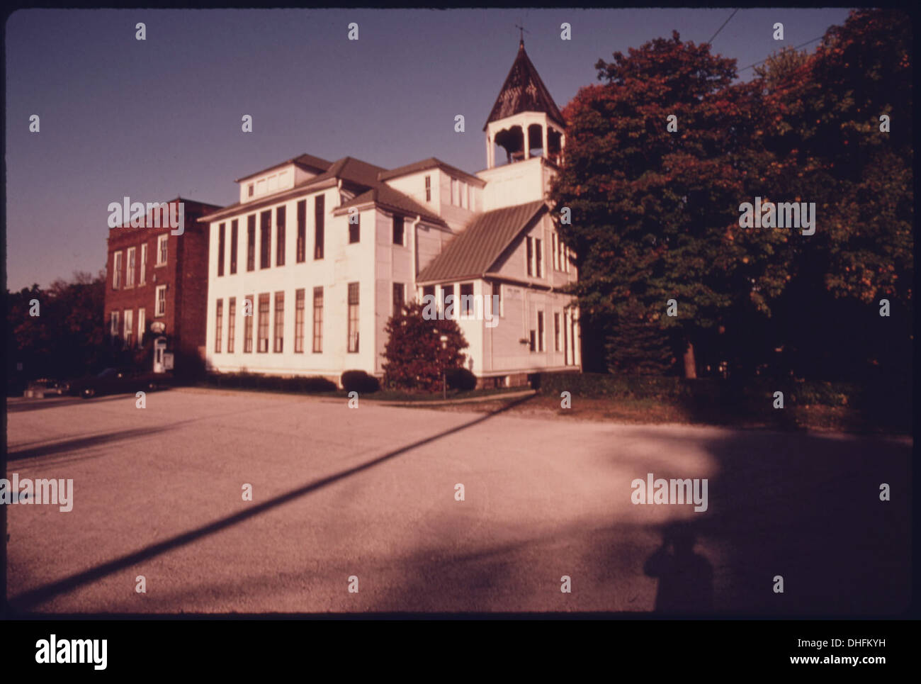 Grange Hall, Built in 1887, si trova a Peninsula, Ohio, vicino al seguente luogo di interesse: Akron. È un sito storico che rappresenta il passato della comunità. Foto Stock