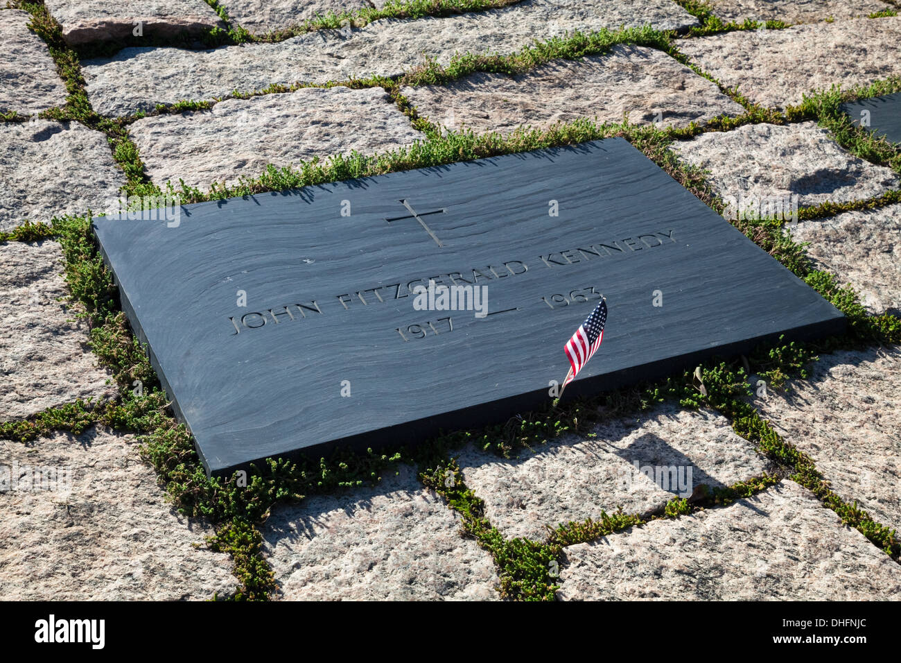 John F Kennedy pietra tombale al memoriale di Washington, il Cimitero di Arlington Foto Stock