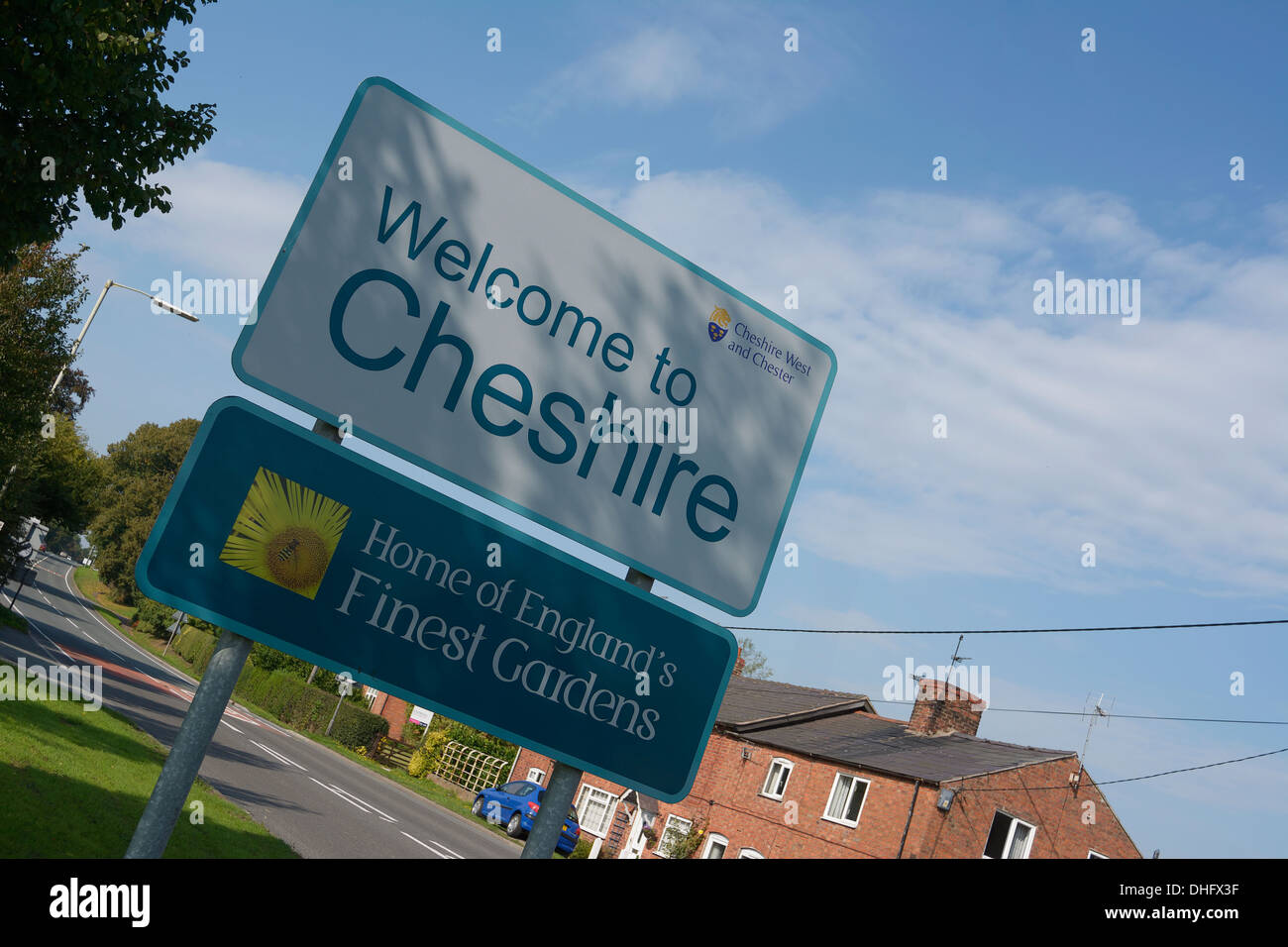 Benvenuto a Cheshire segno il Cheshire / Shropshire confine. Foto Stock
