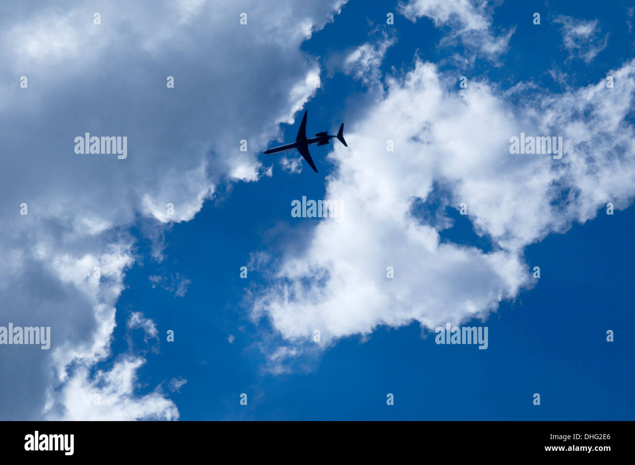 Jet aereo nel cielo. Foto Stock