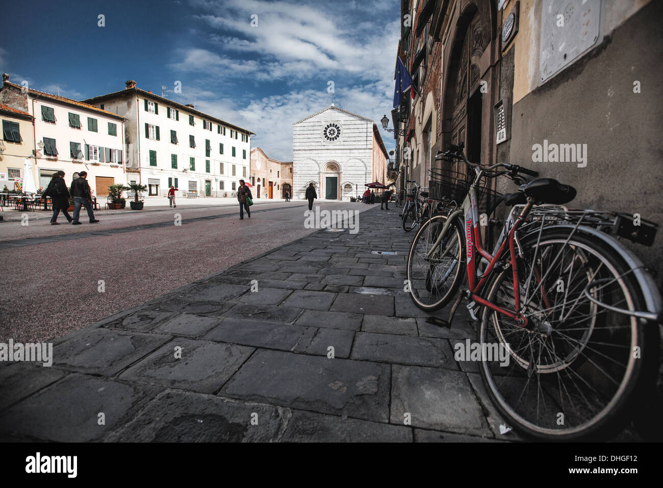 Piazza San Francesco con la Basilica Foto Stock