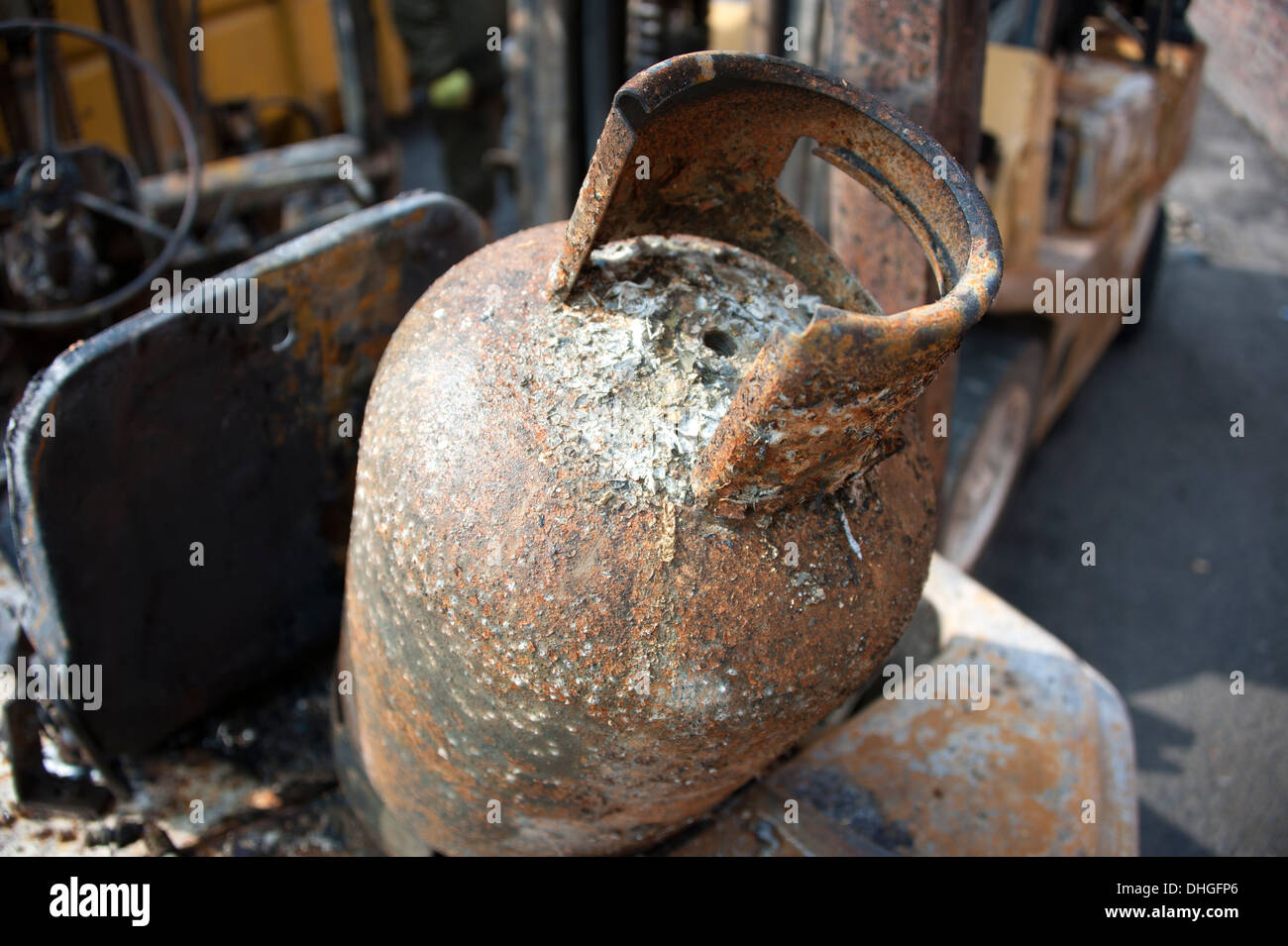 Calor Gas bottiglia fuoco bruciavano valvola sicurezza bruciato bruciato Foto Stock
