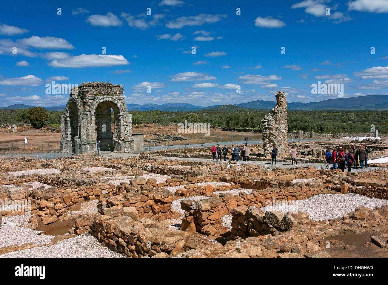 Le rovine romane di caparra con Arch Cuadrifronte e termini, Guijo de Granadilla, Caceres-provincia, Estremadura, Spagna, Europa Foto Stock