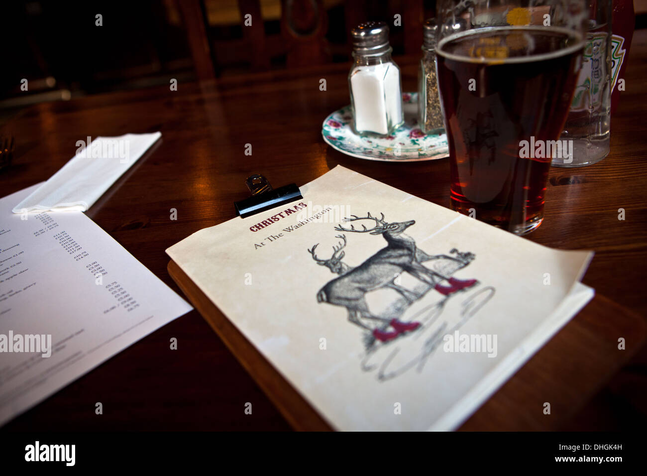 Natale pub cena con menu Foto Stock