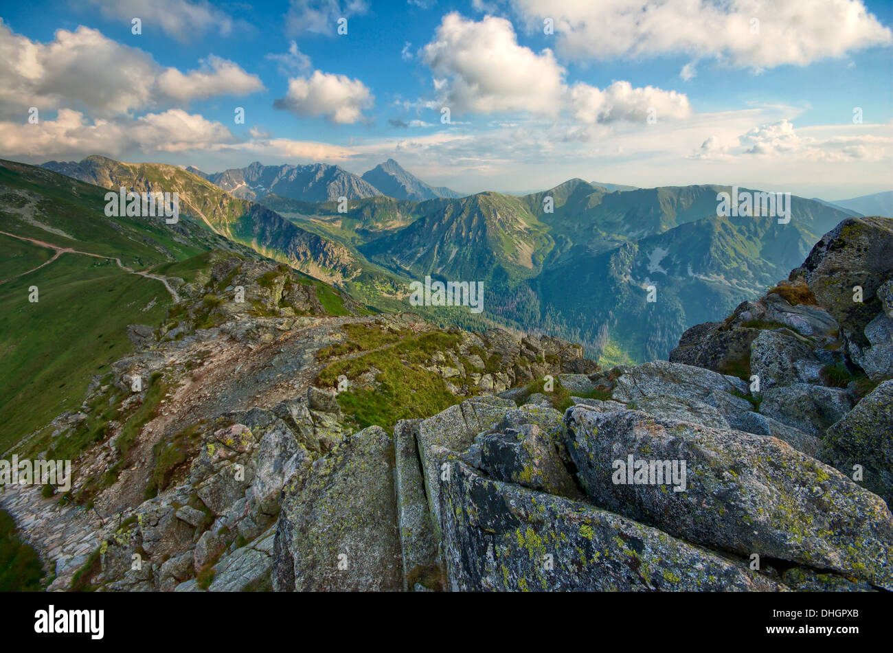 Vista dalla Kasprowy Wierch in Alti Tatra, Polonia Foto Stock