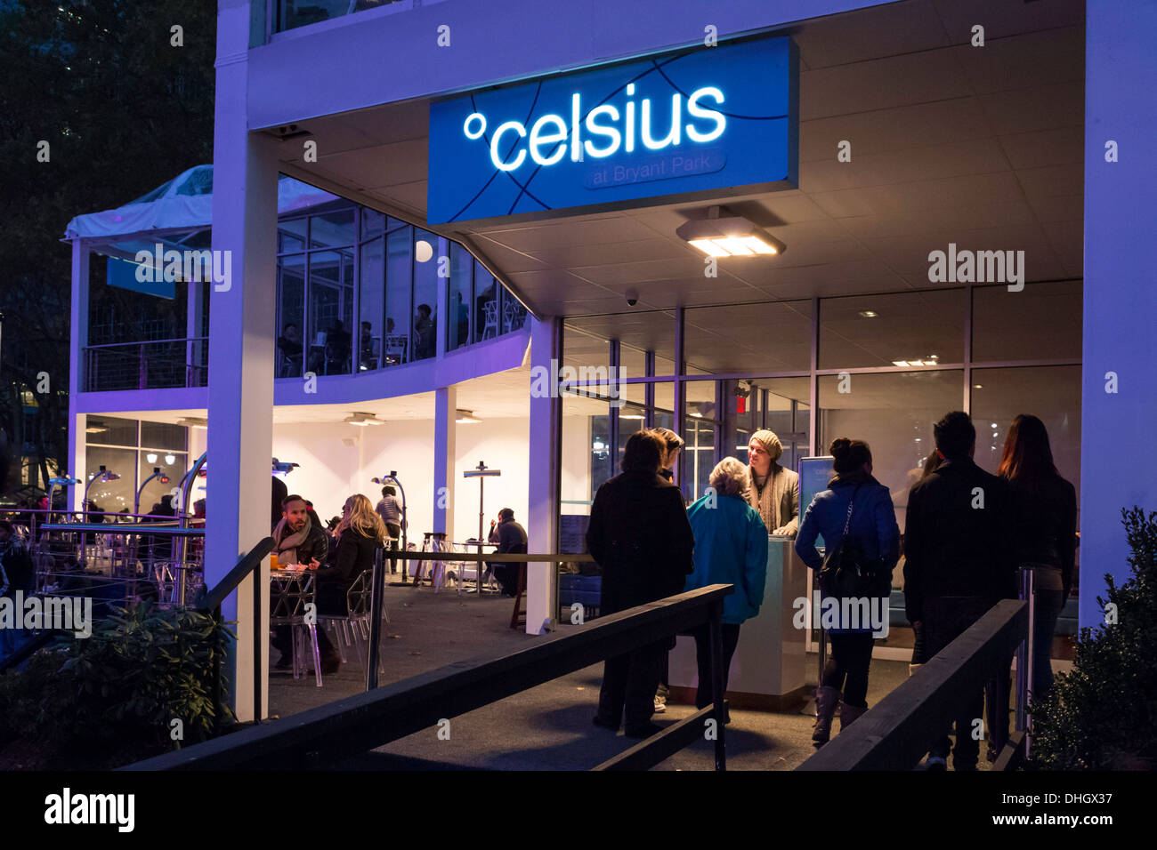 Ristorante Celsiusº in Bank of America inverno villaggio al Bryant Park di New York Foto Stock