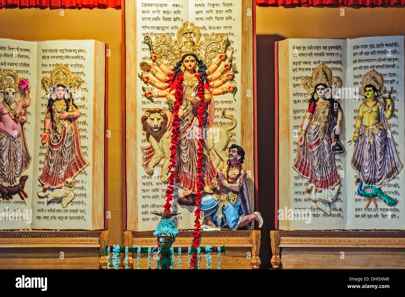 Dea Durga, illustrazione e decorazione, Durga Puja Festival, Calcutta, Calcutta Foto Stock