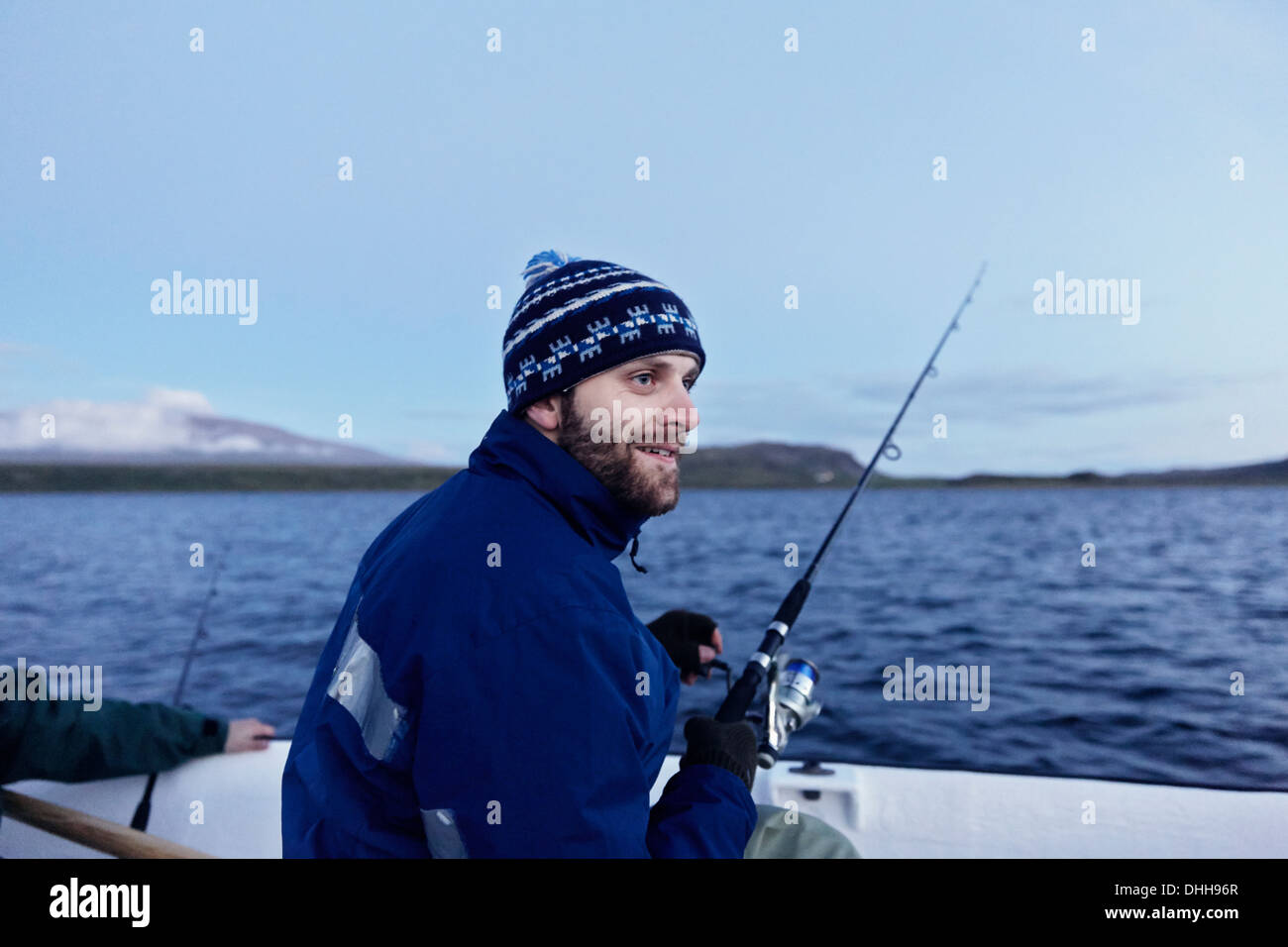 Gli uomini sul viaggio di pesca Foto Stock