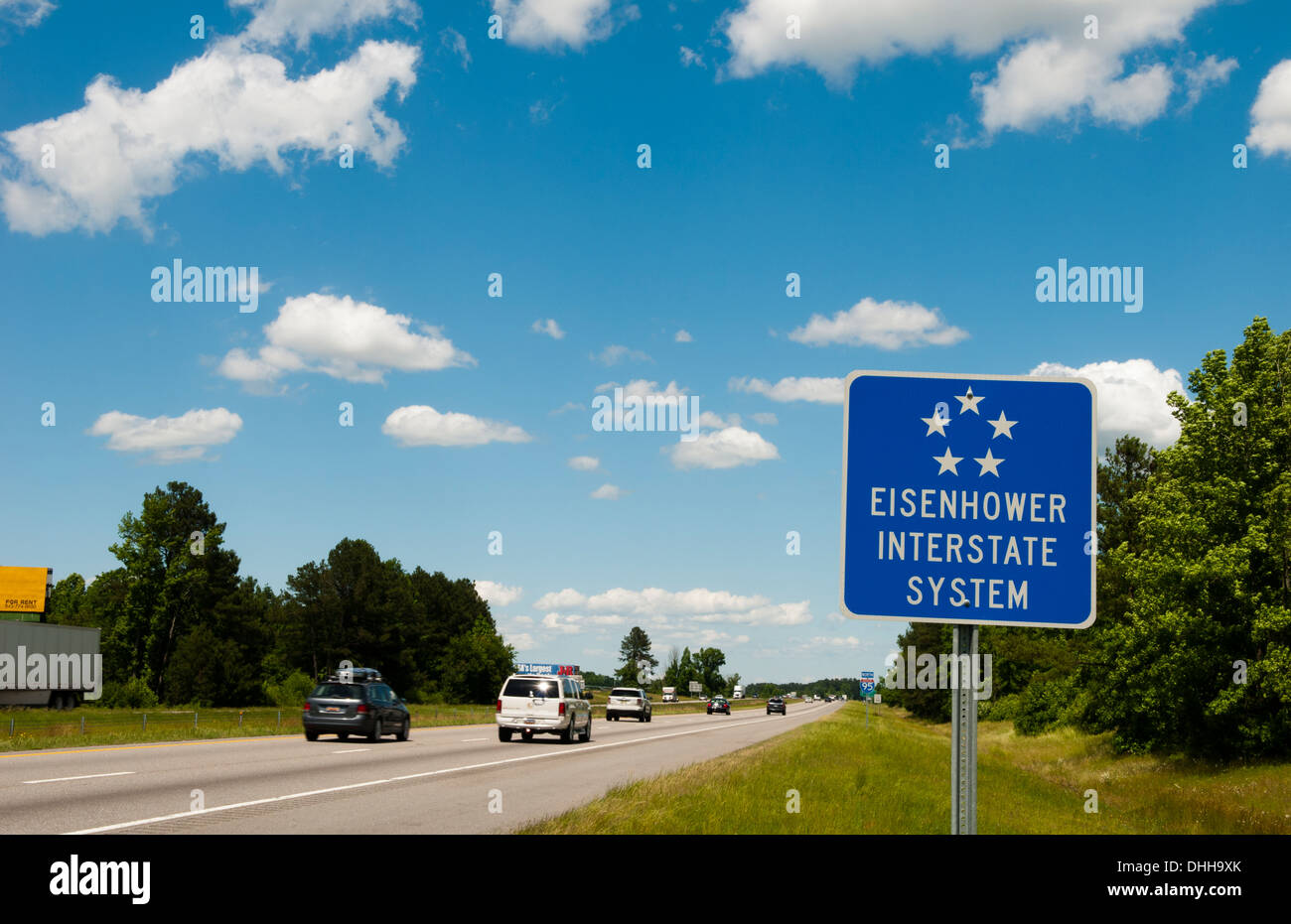Eisenhower sistema interstatale di Carolina del nord della I-95 super autostrada con il traffico accelerando da Foto Stock