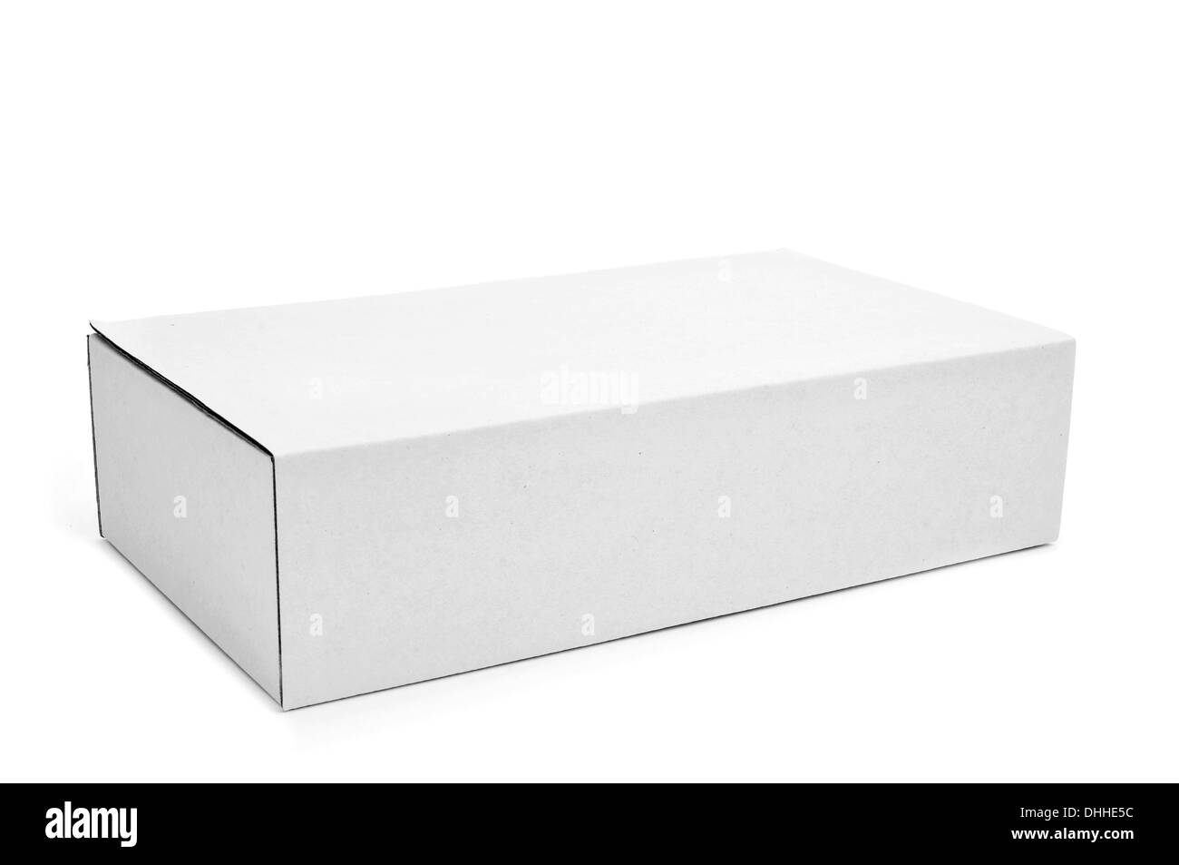 Un bianco scatola di cartone su sfondo bianco Foto Stock