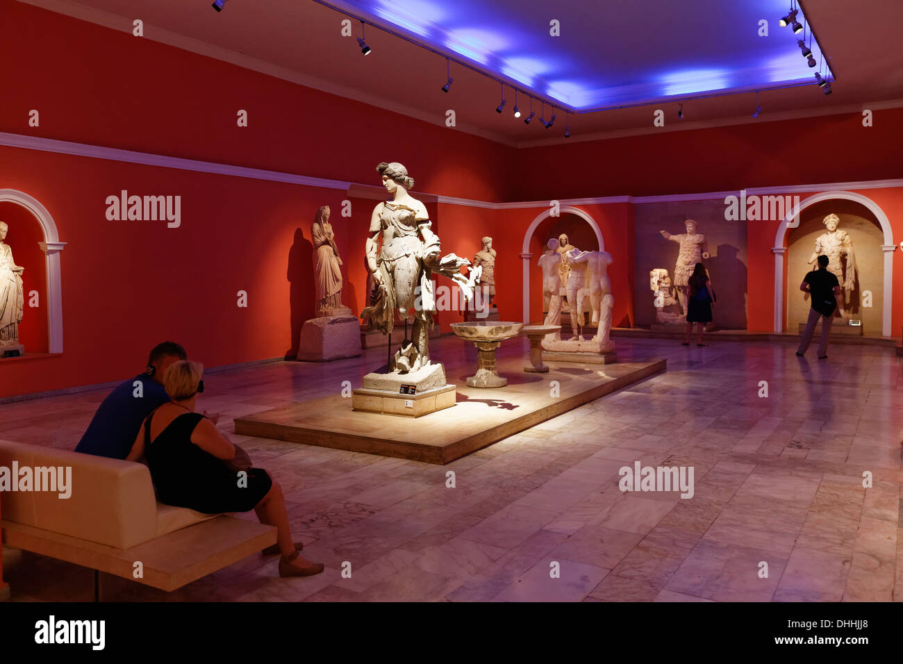 Museo archeologico, statue di Perge, Antalya, Provincia di Antalya, Turchia Foto Stock