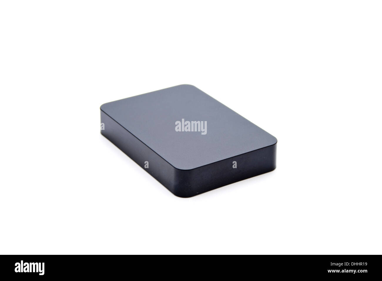 Nero a un disco rigido esterno su sfondo bianco Foto Stock