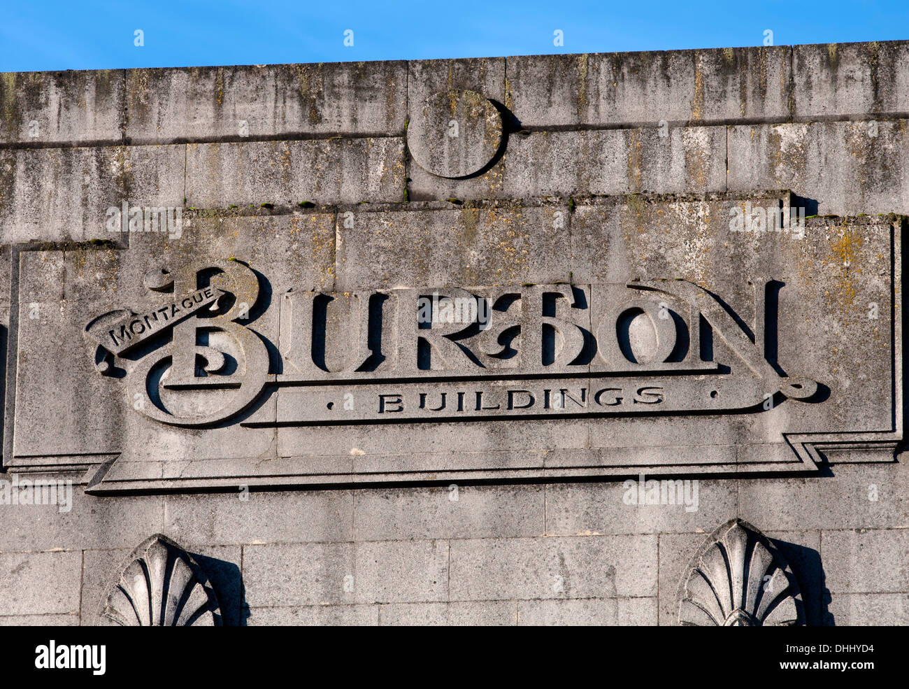 Montague Burton edifici dettaglio, la sfilata, Leamington Spa Warwickshire, Regno Unito Foto Stock