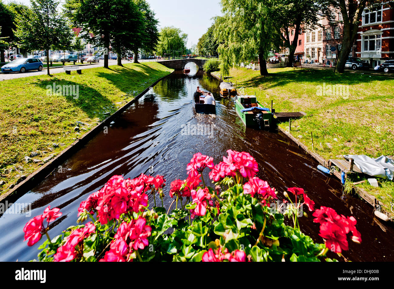 Swater canal a Friedrichstadt, Frisia settentrionale, Schleswig Holstein, Germania Foto Stock