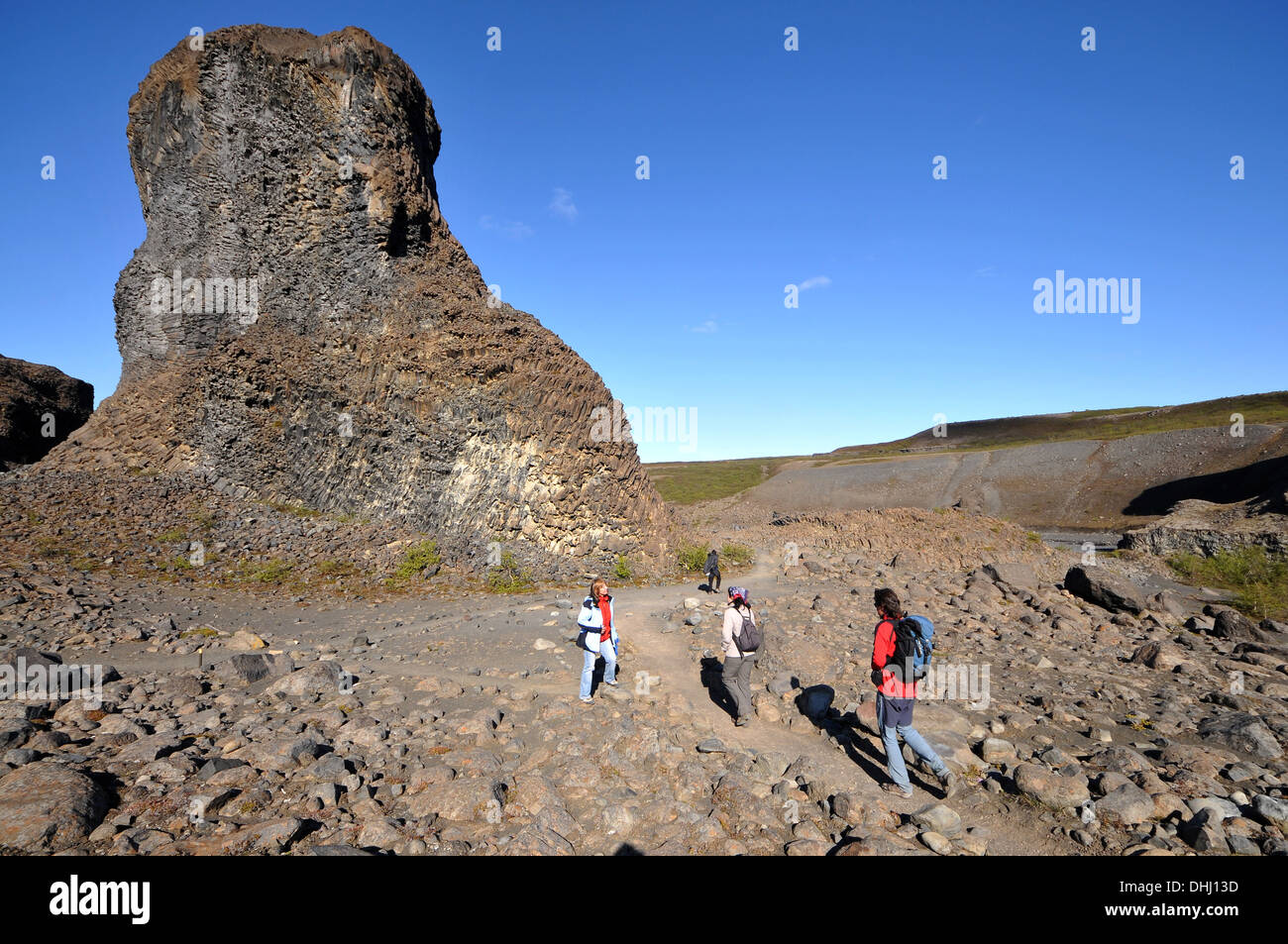 Gli escursionisti in Pjodgardur al Jokulsargljufur National Park presso il fiume Joekulsa, Nord Islanda, Europa Foto Stock