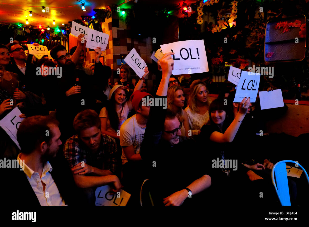Londra, UK . Xi Nov, 2013. Kitten Camp evento incentrato su video virali e internet memi, svoltasi a Soho London Credit: Rachel Megawhat/Alamy Live News Foto Stock