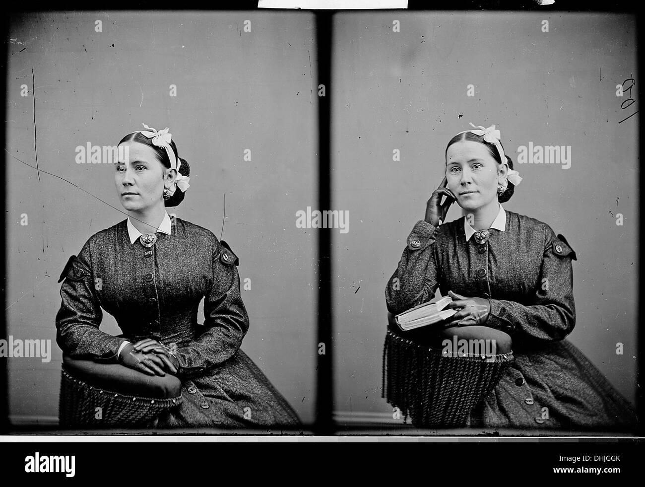 Questa immagine è probabilmente di Lucille Western, un'attrice dell'epoca dei primi film. Lucille Western era nota per i suoi ruoli in film muti e generi western, contribuendo allo sviluppo iniziale di Hollywood. Foto Stock