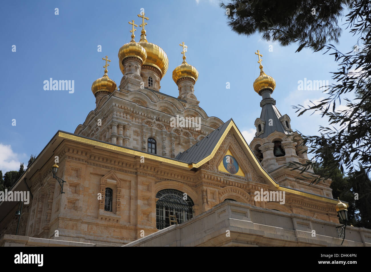 Cupole dorate e Gerusalemme pareti di pietra Foto Stock