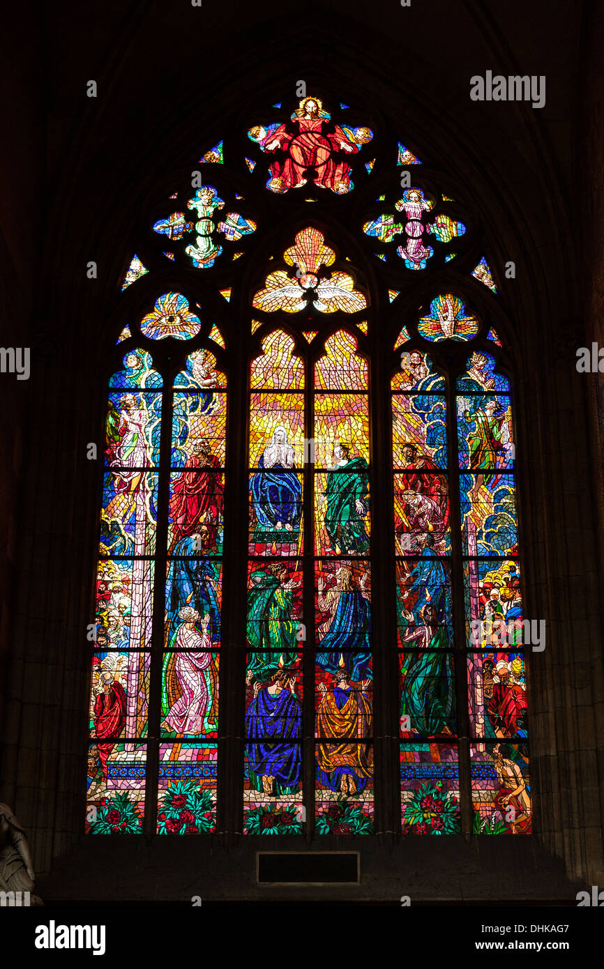 Gli interni della Cattedrale Metropolitana di San Vito a Praga. Questa cattedrale è un importante esempio di architettura gotica. Foto Stock