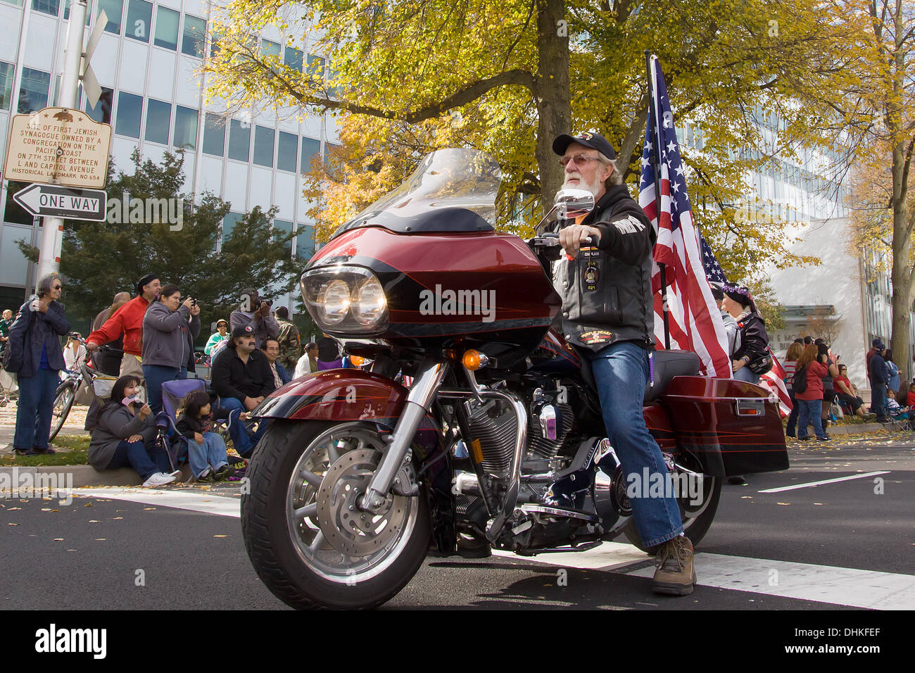 Sacramento, California, Stati Uniti d'America. 11 novembre 2013. Veterani parata del giorno del credito di Sacramento: Chris Aschenbrener/Alamy Live News Foto Stock