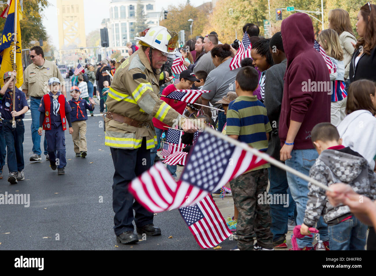 Sacramento, California, Stati Uniti d'America. 11 novembre 2013. Veterani parata del giorno del credito di Sacramento: Chris Aschenbrener/Alamy Live News Foto Stock