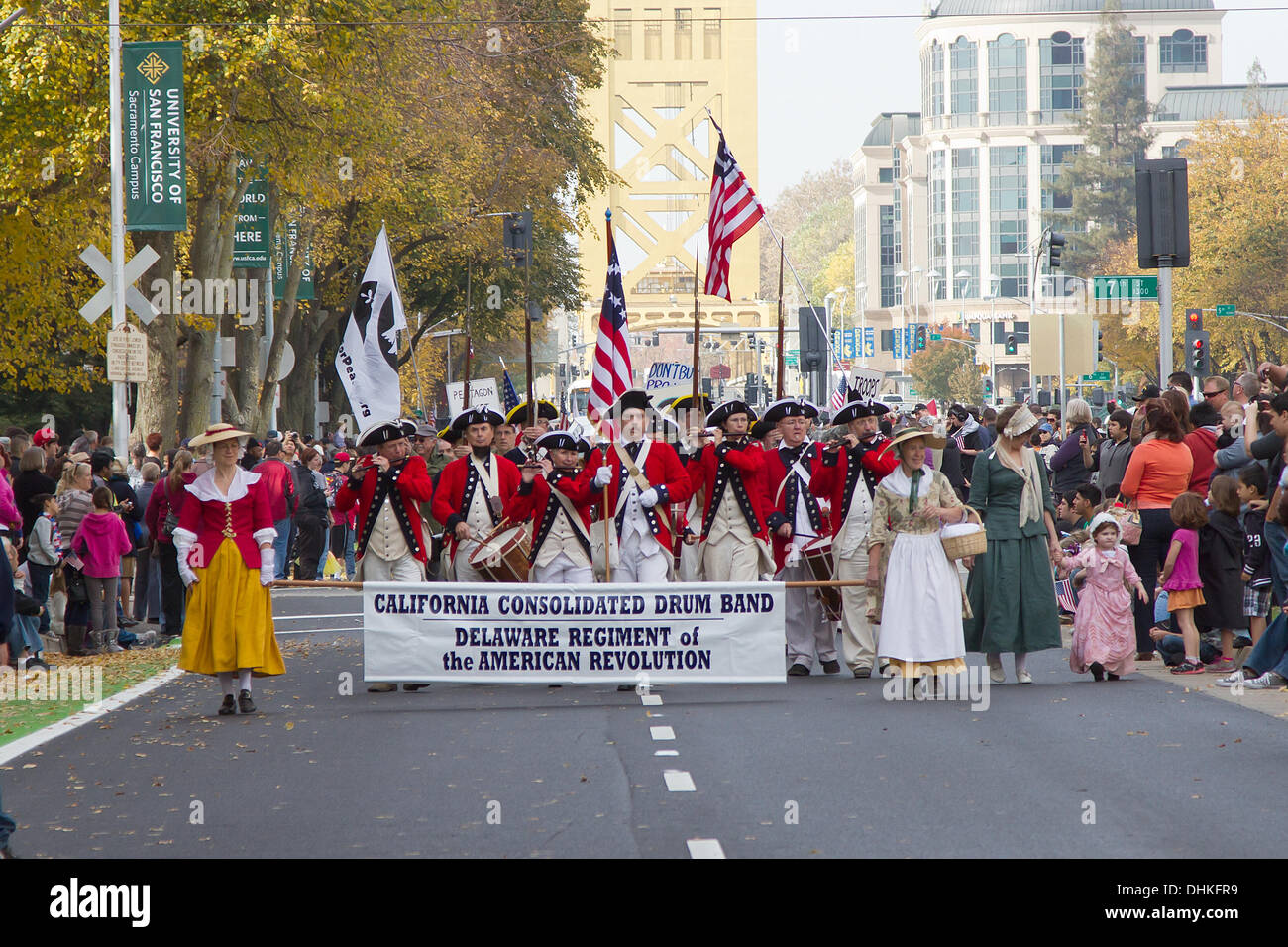 Sacramento, California, Stati Uniti d'America. 11 novembre 2013. Veterani parata del giorno del credito di Sacramento: Chris Aschenbrener/Alamy Live News Foto Stock