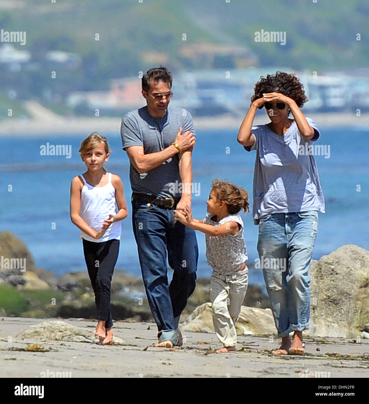 Halle Berry And Daughter Immagini E Fotografie Stock Ad Alta Risoluzione Alamy