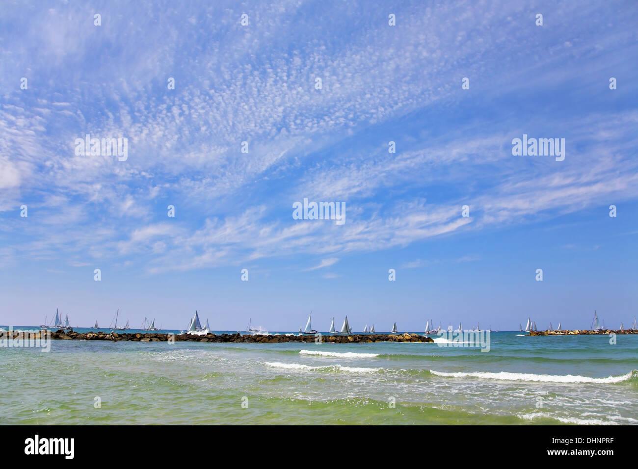 Barche in mare mediterraneo Foto Stock