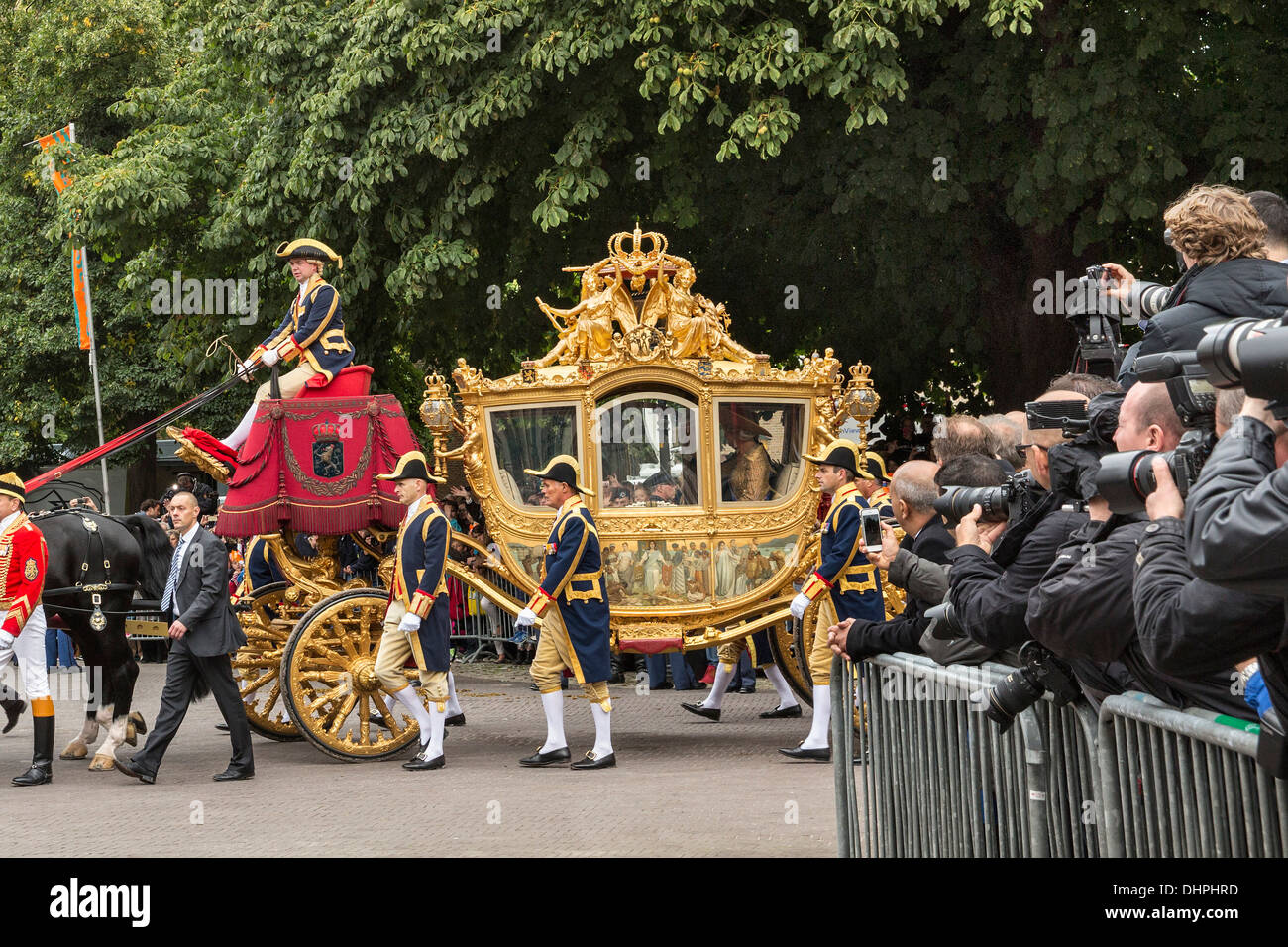 Paesi Bassi, l'Aia, 17 settembre 2013, chiamato Prinsjesdag, Willem-Alexander re e regina Maxima nel golden coach Foto Stock