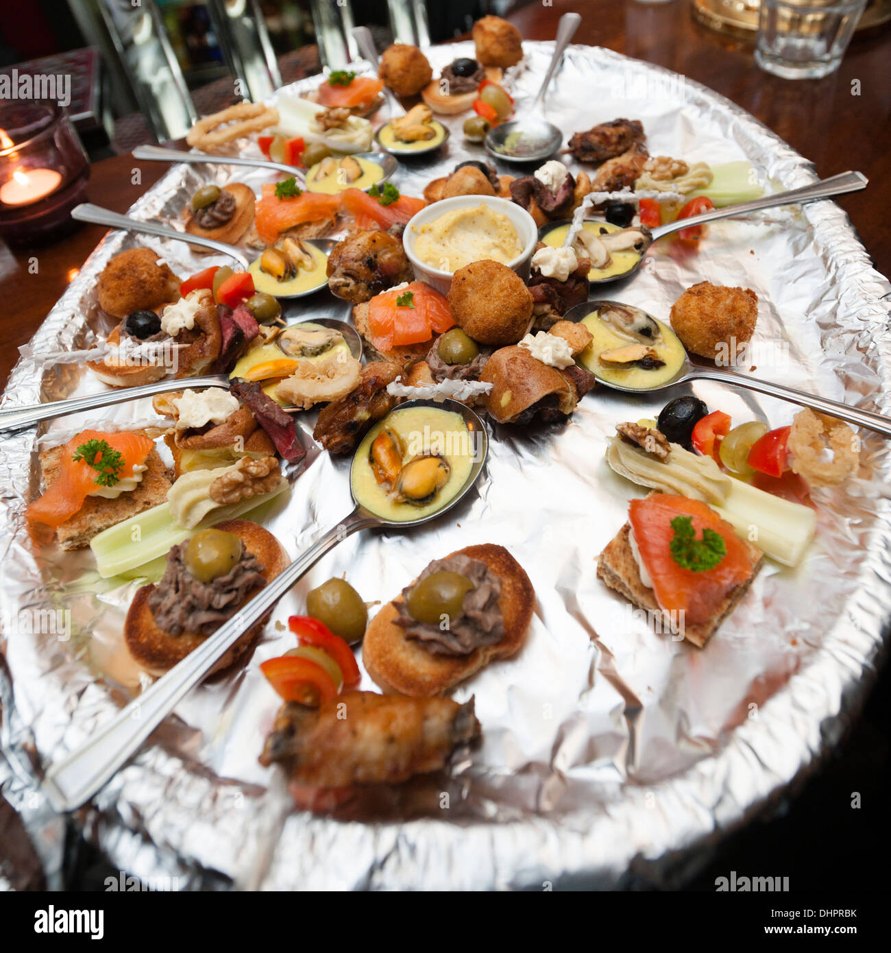 Piatto Snack In Porcellana NERTHUS - Con Ciotola Centrale, Diametro 18.5 Cm, Lavabile In Lavastoviglie - Foto 9