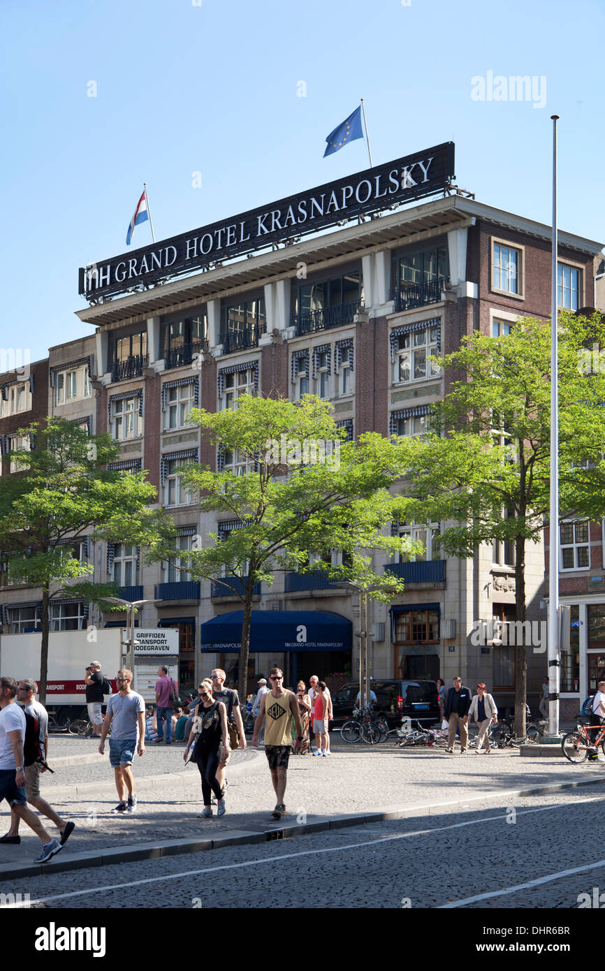 Facciata del Grand Hotel Krasnapolsky in Amsterdam, Paesi Bassi Foto Stock