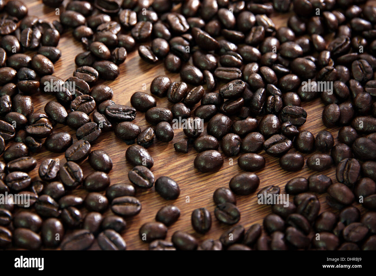 L'immagine i chicchi di caffè Rams sul vecchio sfondo di legno. Foto Stock