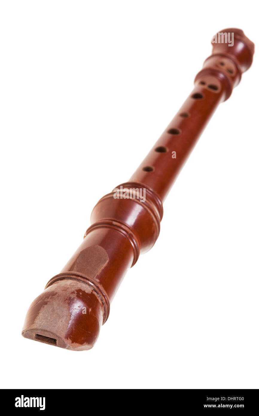 Antico flauto di legno isolato su sfondo bianco Foto Stock