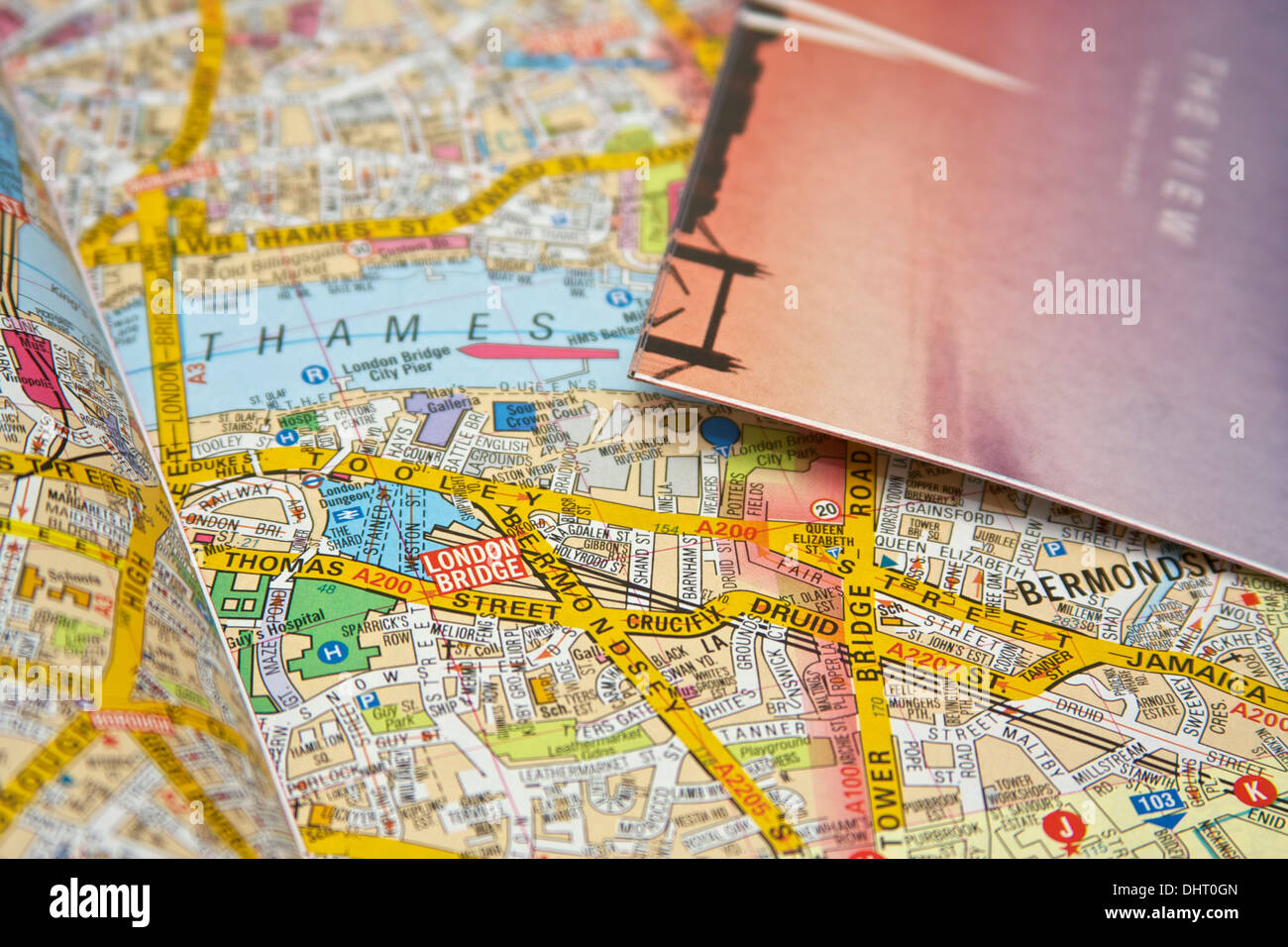 London street mappa con focus sulla posizione di "Shard' e biglietti d'ingresso. Foto Stock